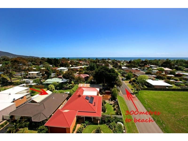 4 Golf Course Lane, Safety Beach VIC 3936