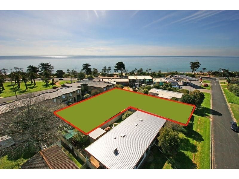 1/4 Heales Street, Dromana VIC 3936