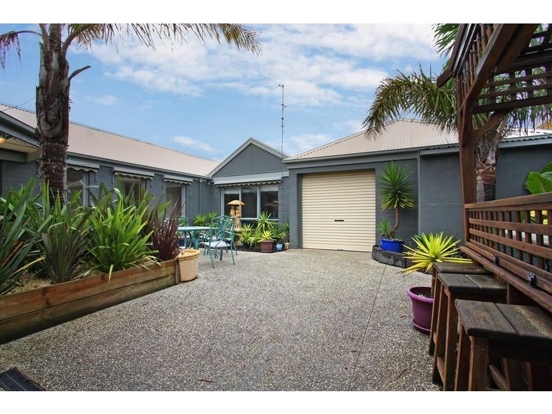 45 Palm Tree Drive, Safety Beach VIC 3936