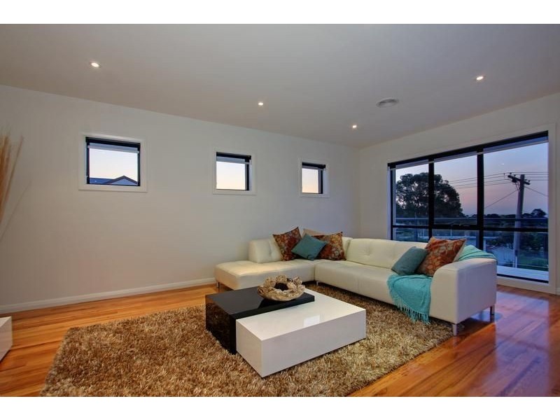 31 You Yangs Avenue, Dromana VIC 3936