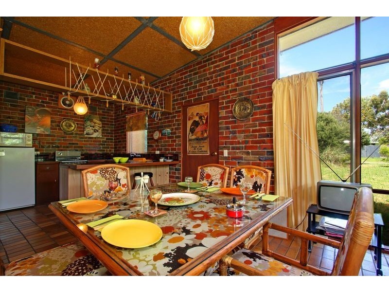 1 Foothills Avenue, Mccrae VIC 3938