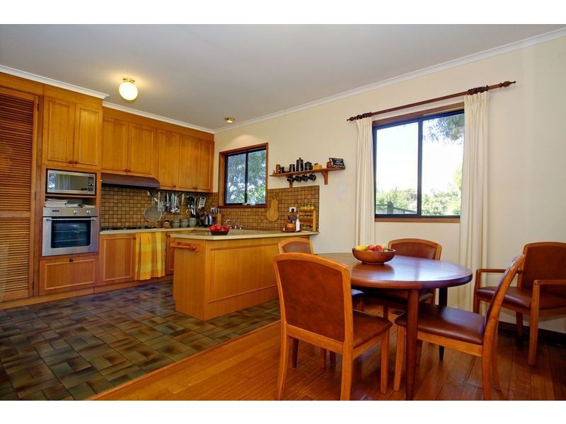 2 Basil Street, Dromana VIC 3936