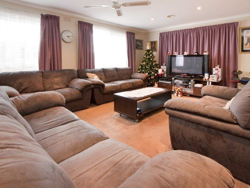 4 Ponderosa Place, Dromana VIC 3936