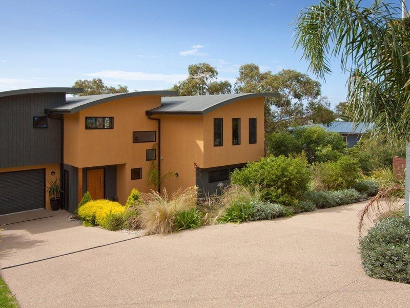 8 Poole Street, Mccrae VIC 3938