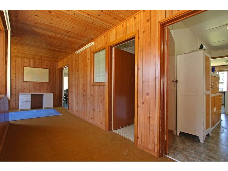 2 Balmoral Ave, Safety Beach VIC 3936