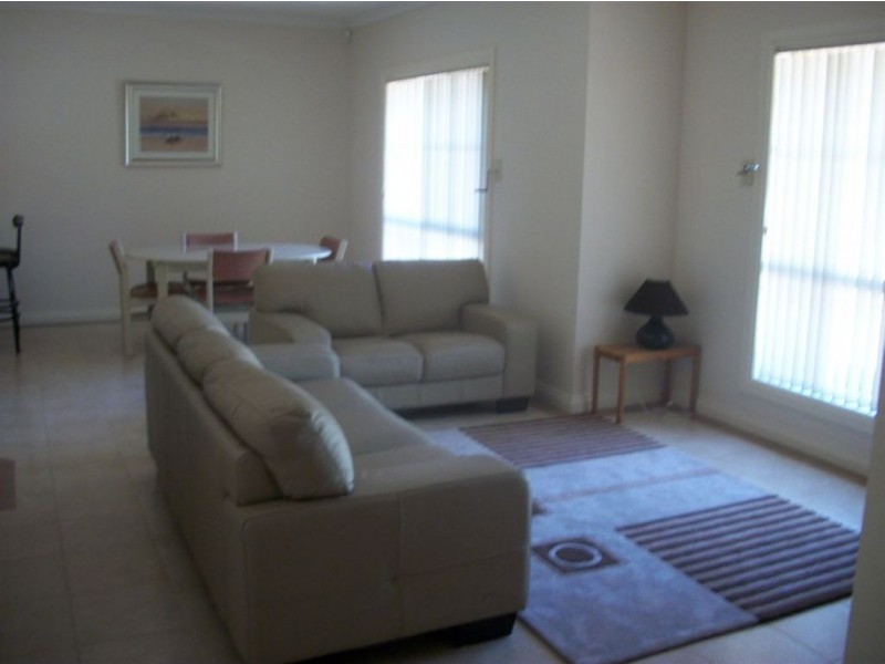 2B Watson Ave, Dromana VIC 3936