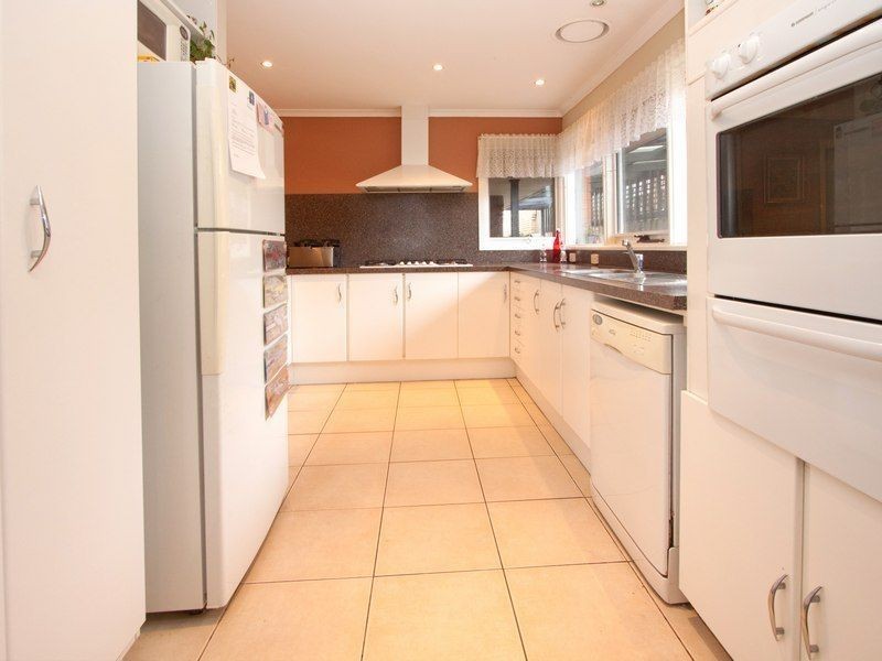 4 Ponderosa Place, Dromana VIC 3936