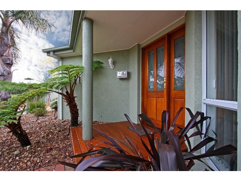 13/10d Country Club Drive, Safety Beach VIC 3936
