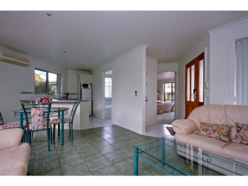 13/10d Country Club Drive, Safety Beach VIC 3936