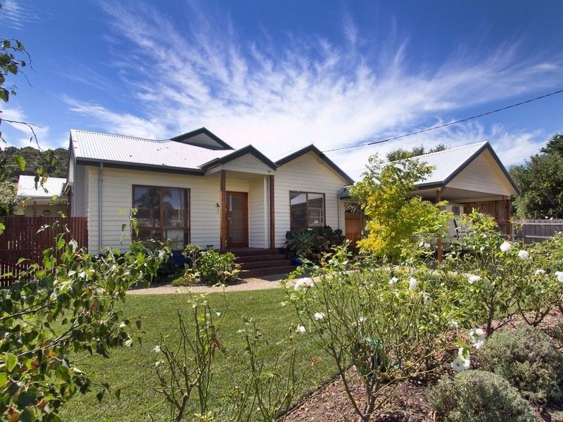 29 Thurloo Drive, Safety Beach VIC 3936