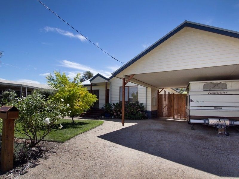 29 Thurloo Drive, Safety Beach VIC 3936