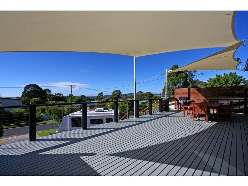 17 Iris Street, Dromana VIC 3936