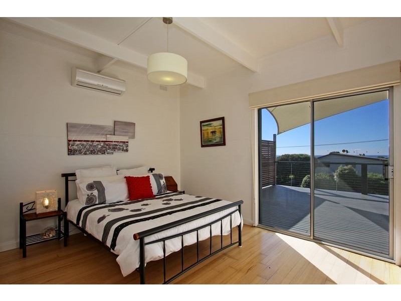 17 Iris Street, Dromana VIC 3936