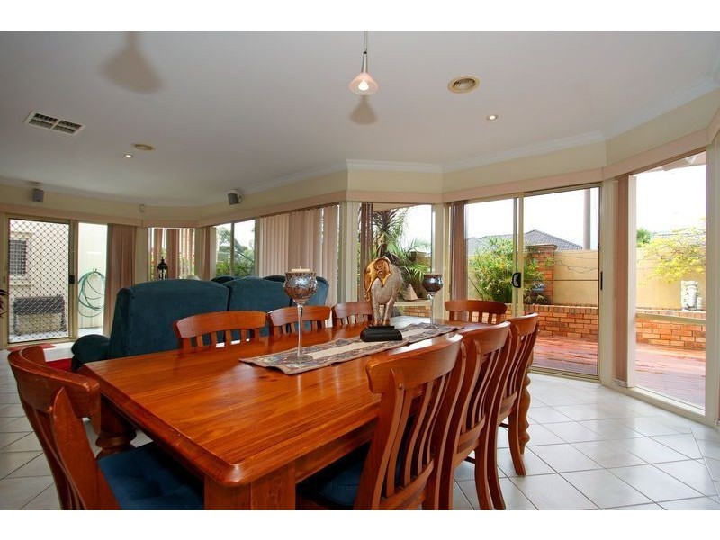 37 Coveside Avenue, Safety Beach VIC 3936