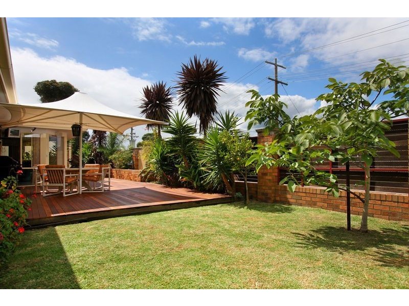 37 Coveside Avenue, Safety Beach VIC 3936