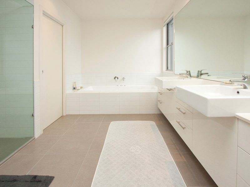 3 Clipper Quay, Safety Beach VIC 3936