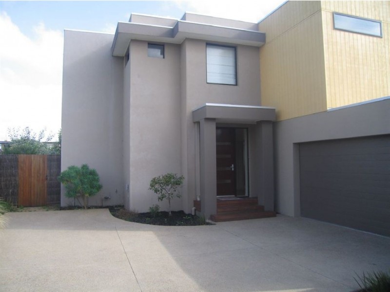 4/81 Dromana Pde, Safety Beach VIC 3936