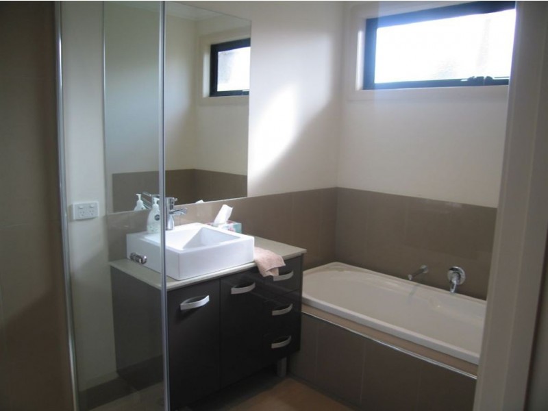 4/81 Dromana Pde, Safety Beach VIC 3936