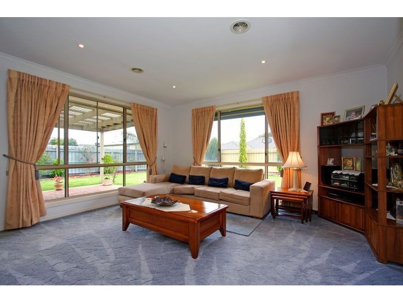 14 Dusky Drive, Safety Beach VIC 3936