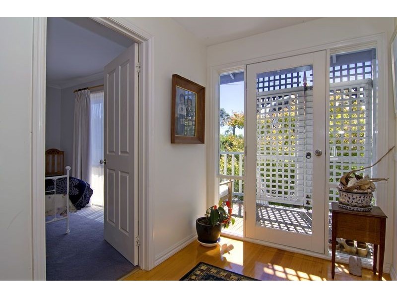 2 Wonga Grove, Mccrae VIC 3938