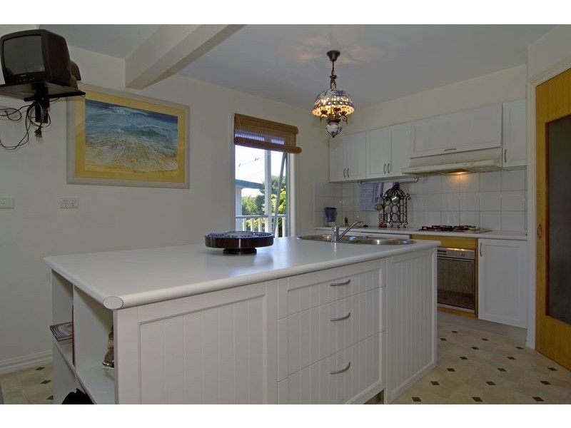 2 Wonga Grove, Mccrae VIC 3938