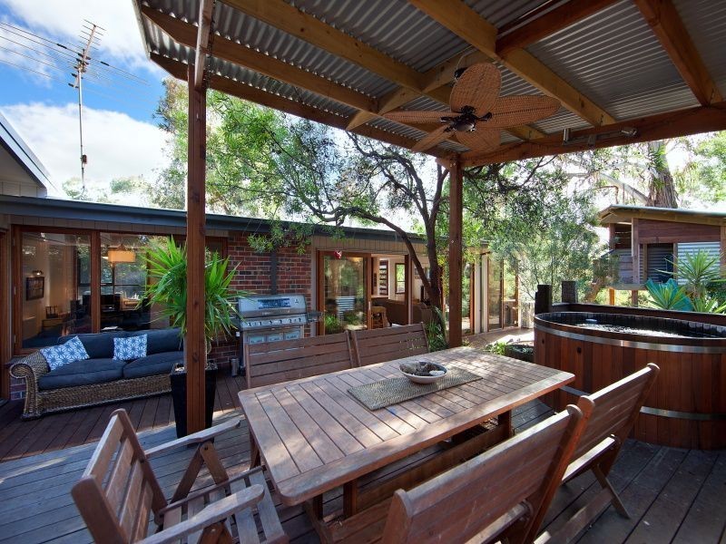 81 Alexandra Ave, Somers VIC 3927