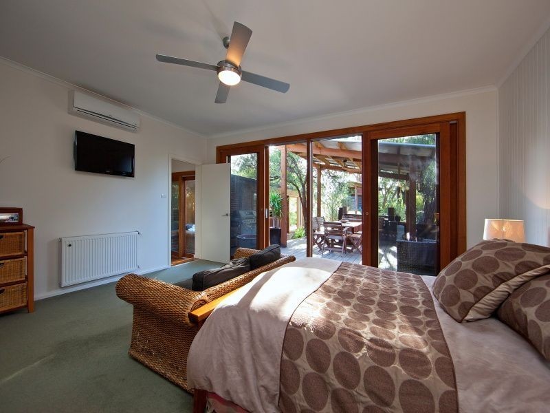 81 Alexandra Ave, Somers VIC 3927