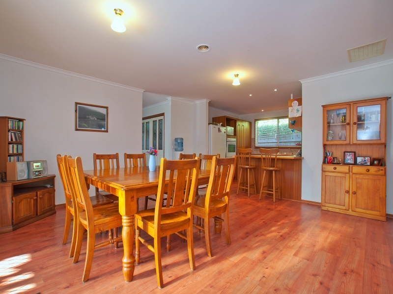 4 Seascape Place, Safety Beach VIC 3936