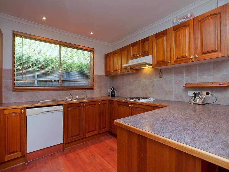 4 Seascape Place, Safety Beach VIC 3936