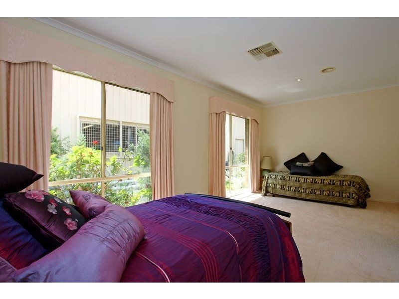 37 Coveside Avenue, Safety Beach VIC 3936