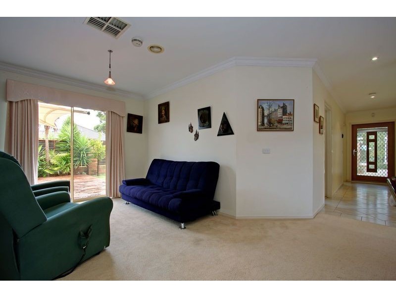 37 Coveside Avenue, Safety Beach VIC 3936