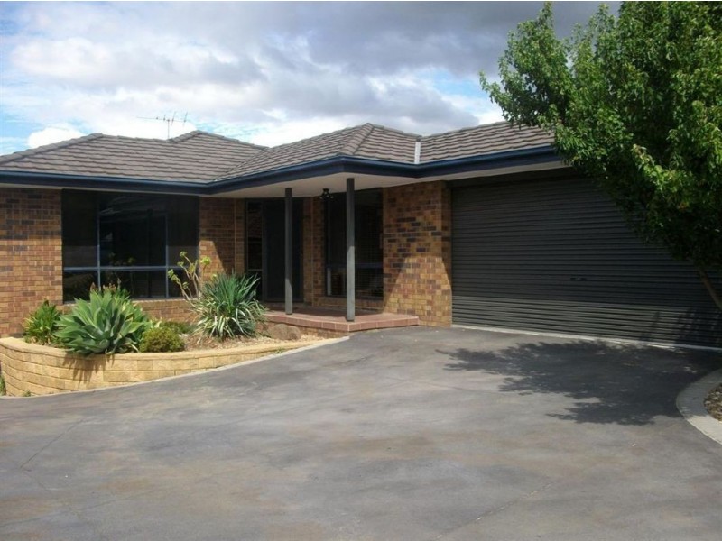 18 Julie Court, Langwarrin VIC 3910