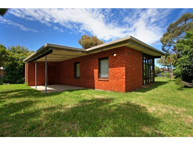 1 Foothills Avenue, Mccrae VIC 3938