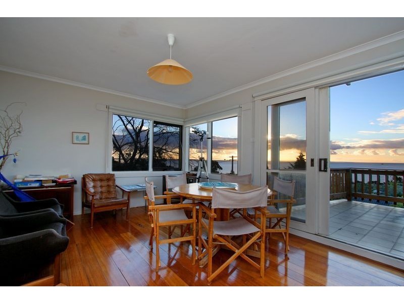 6 Outlook Road, Mccrae VIC 3938