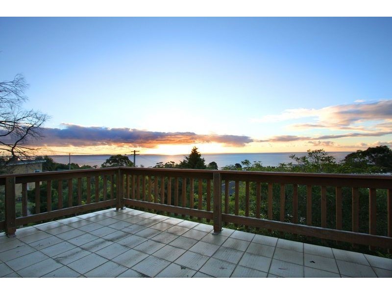 6 Outlook Road, Mccrae VIC 3938