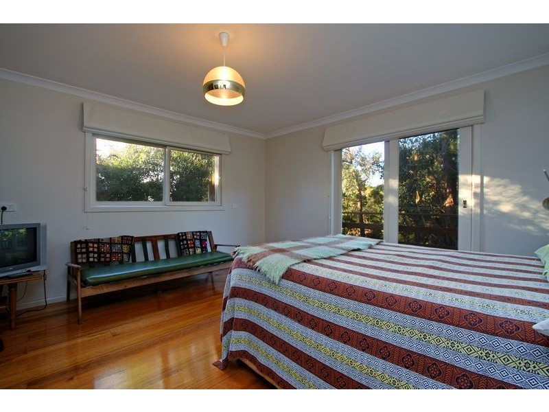 6 Outlook Road, Mccrae VIC 3938