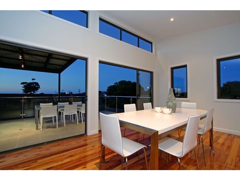 1/4 Heales Street, Dromana VIC 3936