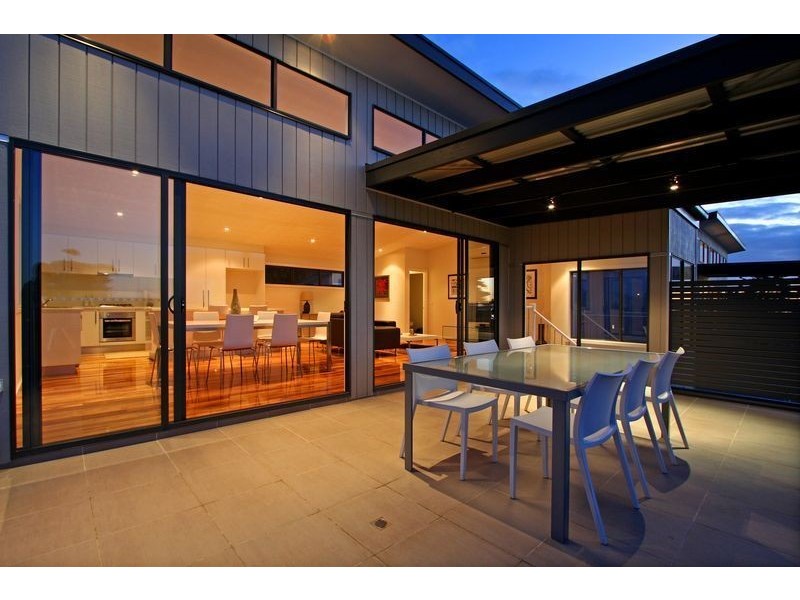 1/4 Heales Street, Dromana VIC 3936