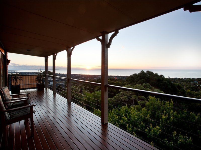 12 Somers Avenue, Mccrae VIC 3938