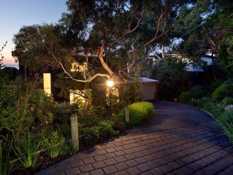 12 Somers Avenue, Mccrae VIC 3938