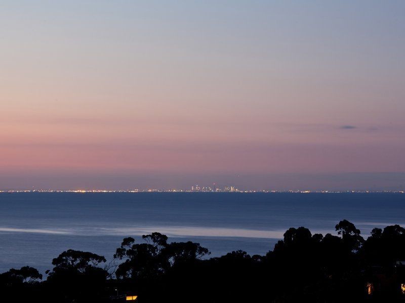 12 Somers Avenue, Mccrae VIC 3938