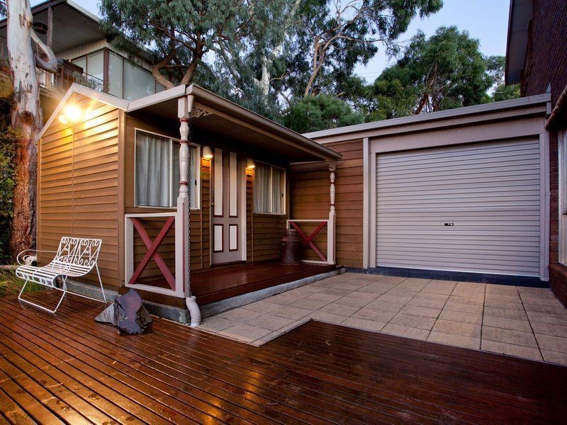 12 Somers Avenue, Mccrae VIC 3938