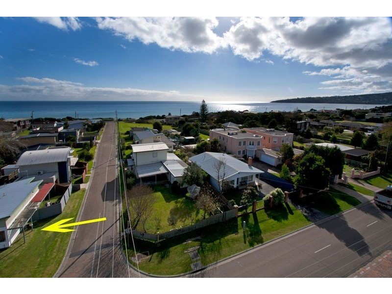 47 Dromana Pde, Safety Beach VIC 3936