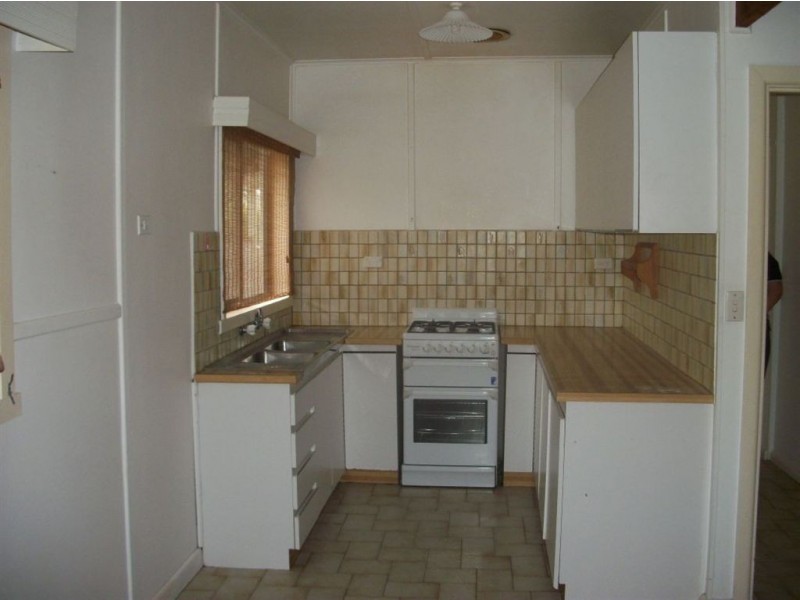 47 Dromana Pde, Safety Beach VIC 3936