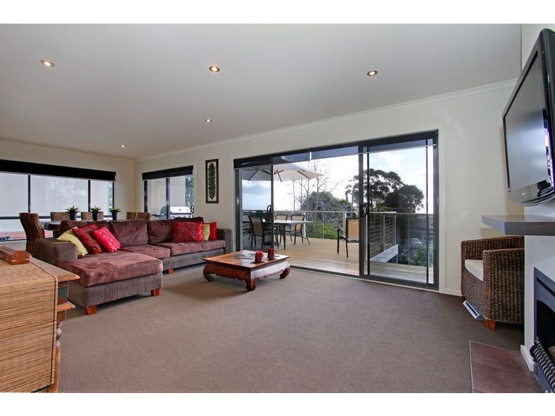 14 Marjorie Court, Mccrae VIC 3938