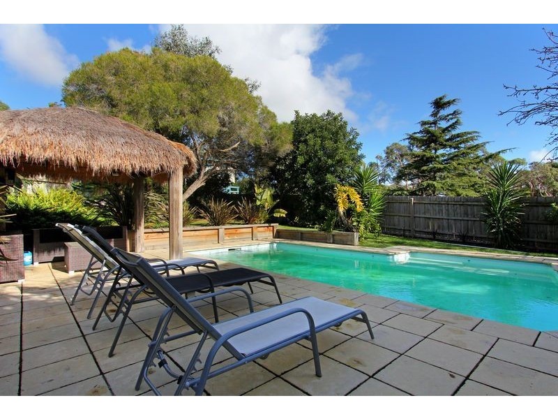 14 Marjorie Court, Mccrae VIC 3938