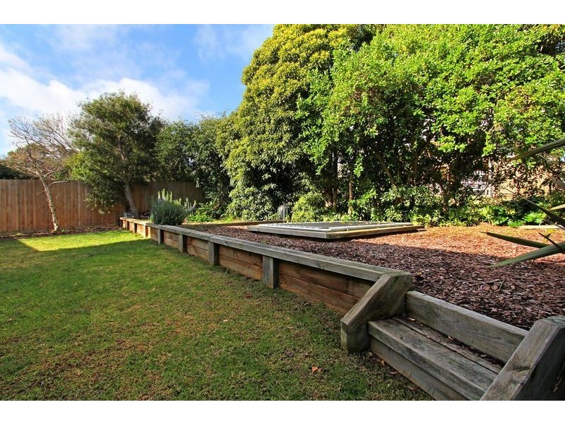 14 Marjorie Court, Mccrae VIC 3938