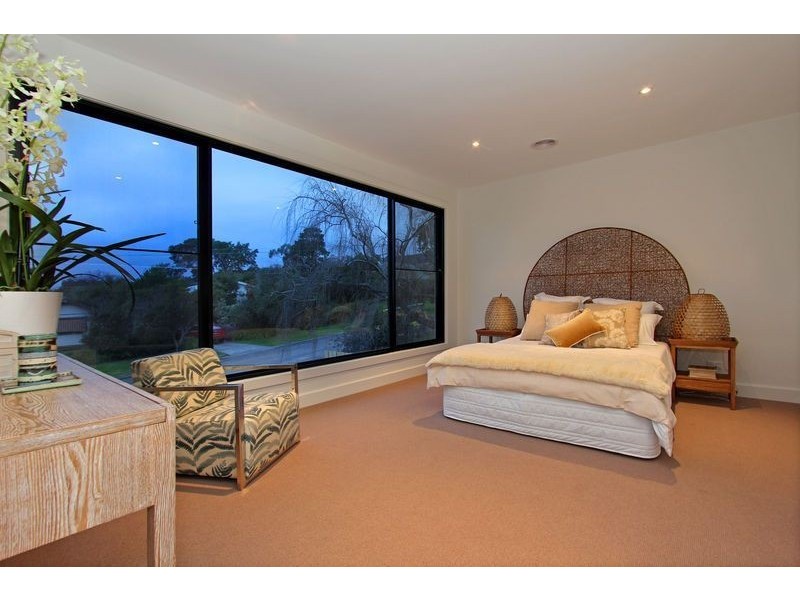 24 Codrington Street, Dromana VIC 3936