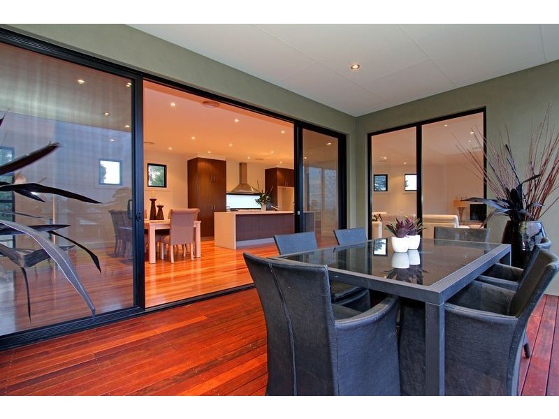 24 Codrington Street, Dromana VIC 3936