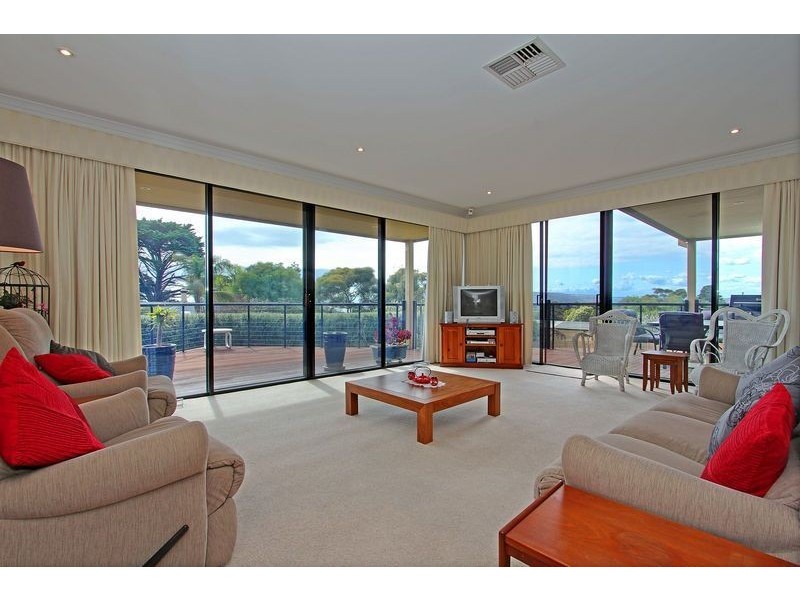 44 Seaview Parade, Dromana VIC 3936